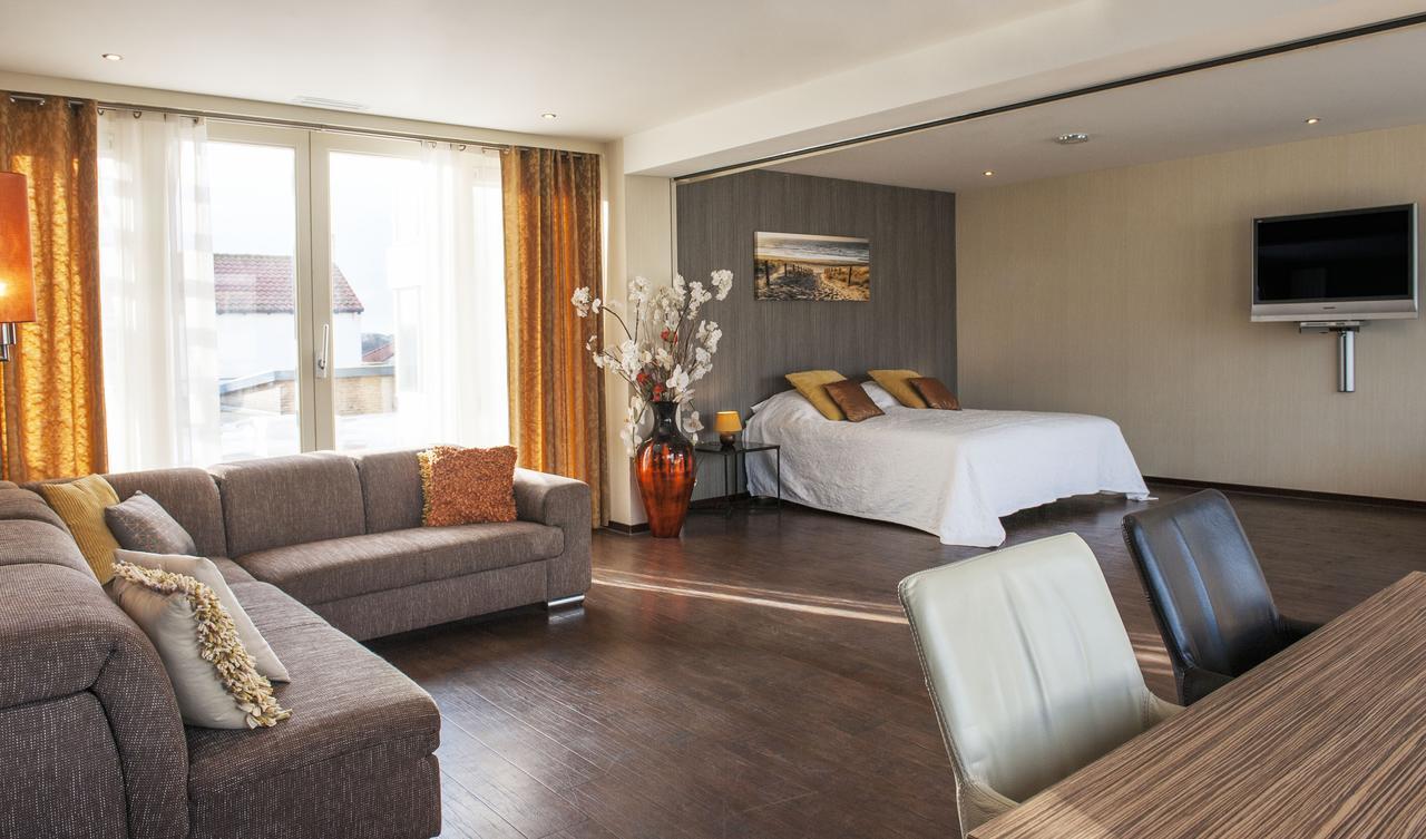 Hotel Victoria แบร์เกิน อาน ซี ภายนอก รูปภาพ