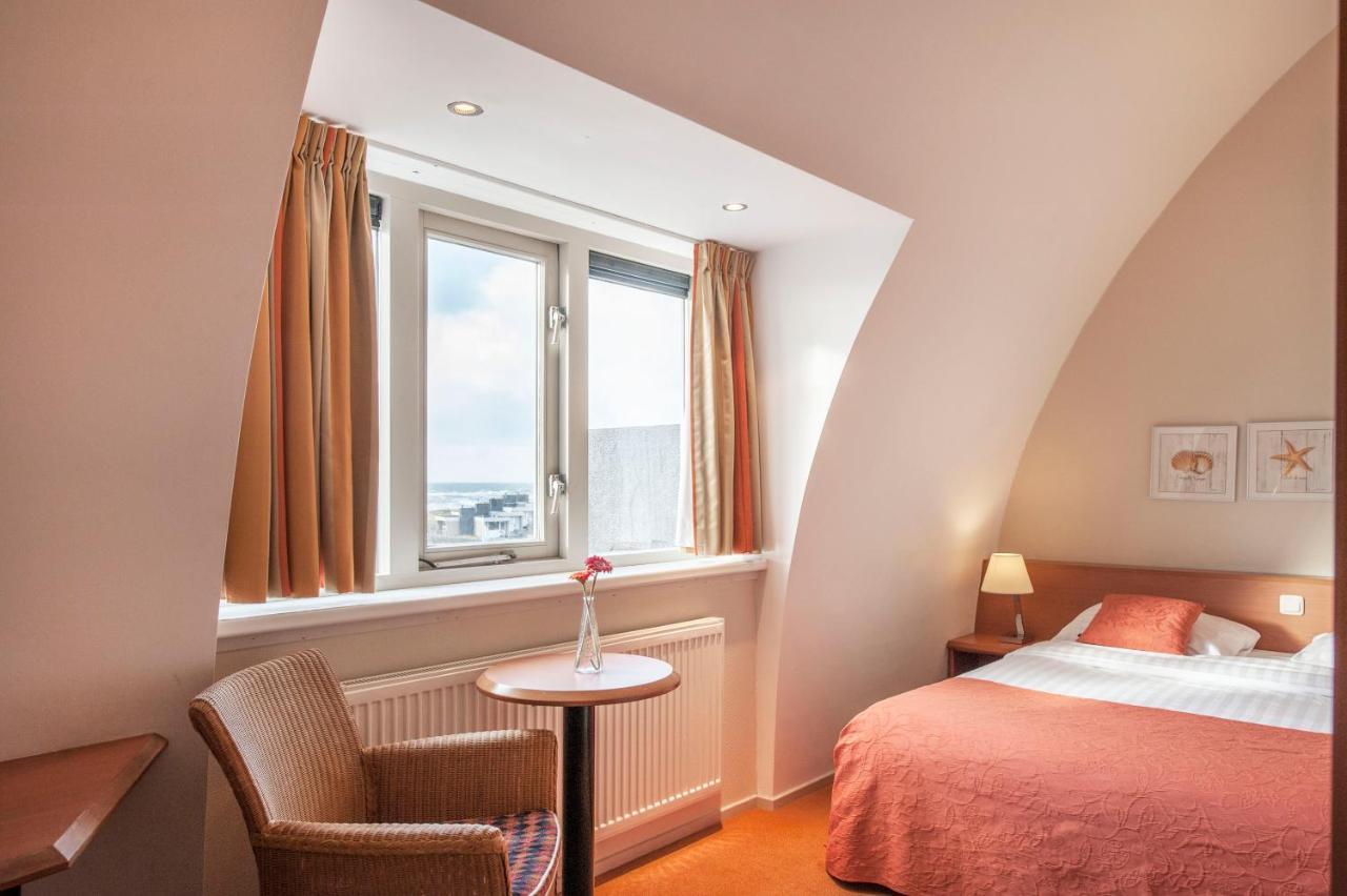 Hotel Victoria แบร์เกิน อาน ซี ภายนอก รูปภาพ